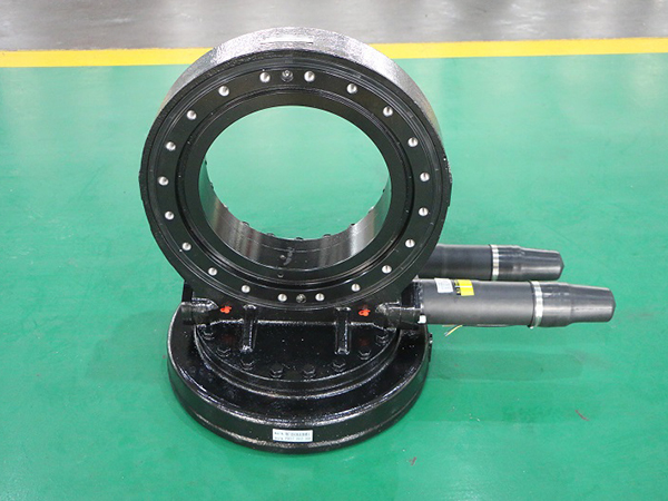 SDE-PDE SERIES SLEWING DRIVE